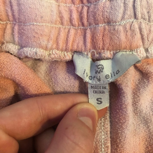 ivory ella pink tie dye shorts - Picture 3 of 3
